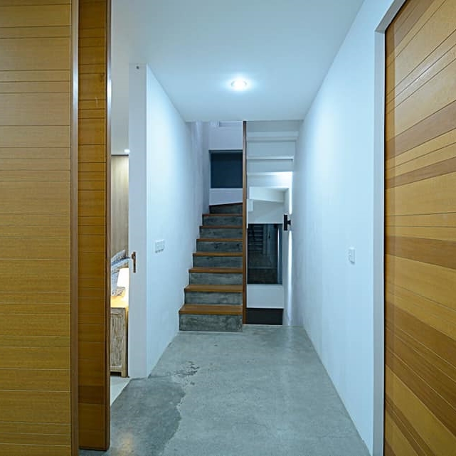 Access door lock untuk Pintu Penginapan di Bali